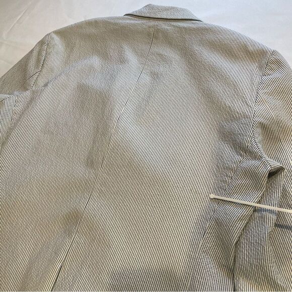 Banana Republic Women's Seersucker Blazer navy and white striped size 38S (M) - Picture 12 of 13